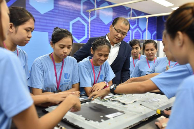 Top 7 In-Demand Tesda Courses To Land A Job Fast in 2022